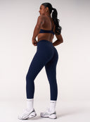 [women] Esha is 179cm wearing M