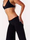 [women] Jacinta is wearing XS