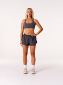 [women] Avalon is wearing S