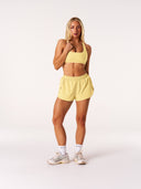 [women] Avalon is wearing S