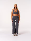 [women] Avalon is wearing XS