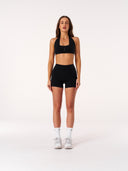 [women] Jacinta is wearing XS