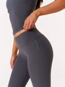 [women] Jacinta is wearing XS