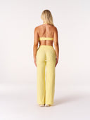 [women] Avalon is wearing XS
