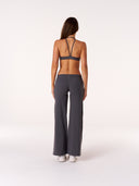[women] Jacinta is wearing XS