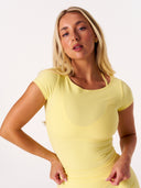 [women] Avalon is wearing XS