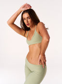 [women] Jacinta is wearing XS