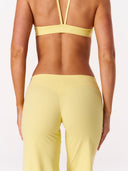 [women] Jacinta is wearing XS
