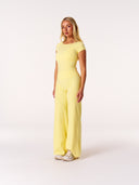 [women] Avalon is wearing XS
