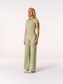 [women] Avalon is wearing XS
