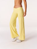 [women] Jacinta is wearing XS