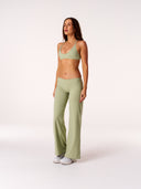 [women] Jacinta is wearing XS