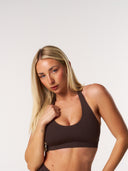 [women] Avalon is wearing S