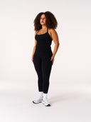 [women] Simmy is 164cm wearing M