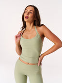 [women] Jacinta is wearing XS