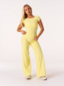 [women] Avalon is wearing XS