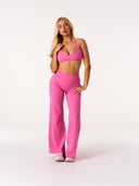 [women] Avalon is wearing XS