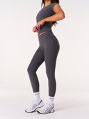 [women] Jacinta is wearing XS