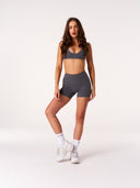 [women] Jacinta is wearing XS