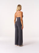 [women] Avalon is wearing XS