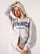 [women] Avalon is wearing 2XS
