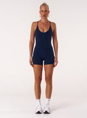[women] Charlie is 179cm wearing S