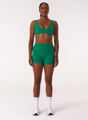 [women] Esha is 179cm wearing M