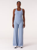 [women] Esha is 179cm wearing M