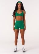 [women] Madeleine is 152cm wearing XS