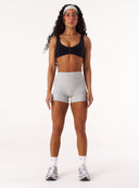 [women] Madeleine is 152cm wearing XS