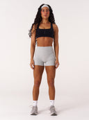 [women] Madeleine is 152cm wearing XS