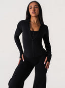[women] Paris is wearing size XS