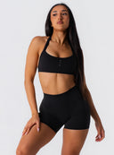 [women] Paris is wearing XS