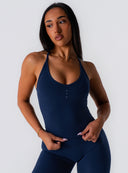 [women] Paris is wearing XS