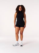 [women] Simmy is 164cm wearing M