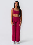 [women] Paris is wearing XS
