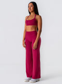[women] Paris is wearing XS