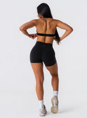 [women] Paris is wearing XS