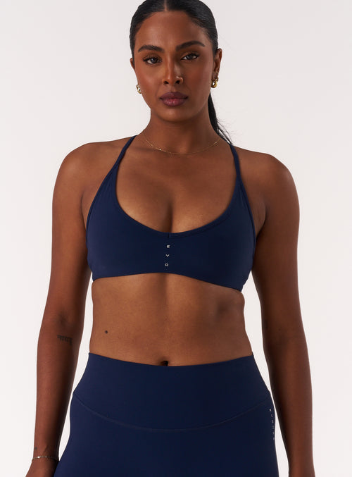 [women] Esha is 179cm wearing M