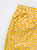[men] Essentials Euro Boardshorts Yellow back pocket close up