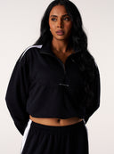 [women] Esha is 179cm wearing M