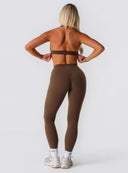 [women] Avalon is wearing XS
