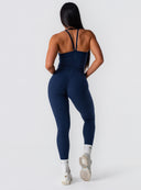 [women] Paris is wearing XS