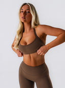[women] Avalon is wearing S