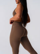 [women] Paris is wearing XS