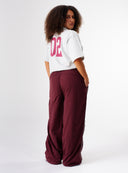 [women] Simmy is 164cm wearing M