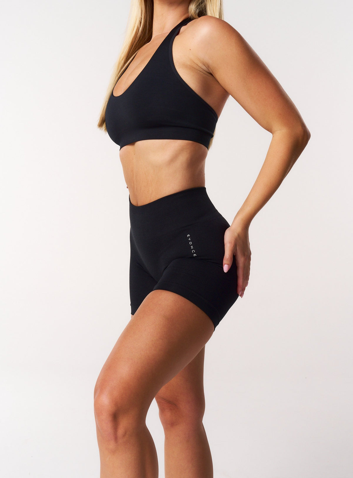 [women] Seamless Sculpt Shorts - Black